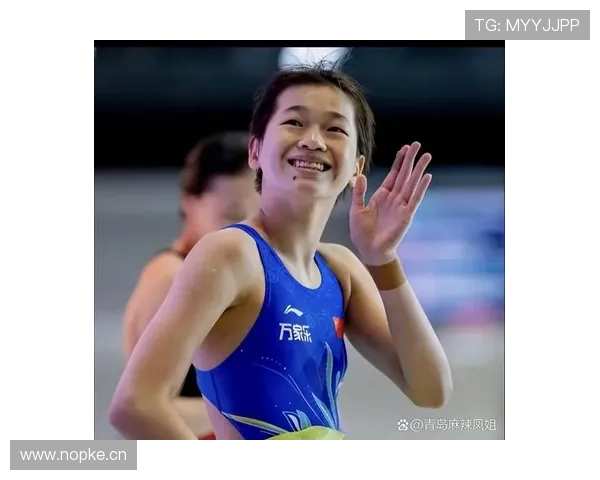 全红婵，跳台上还是小学生既视感，机场一出来就是大牌贵妇的感觉