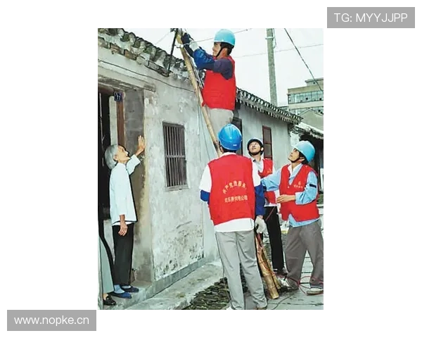 张楠退役后住进北京四合院，每天打太极遛鸟，这日子比顶流还滋润